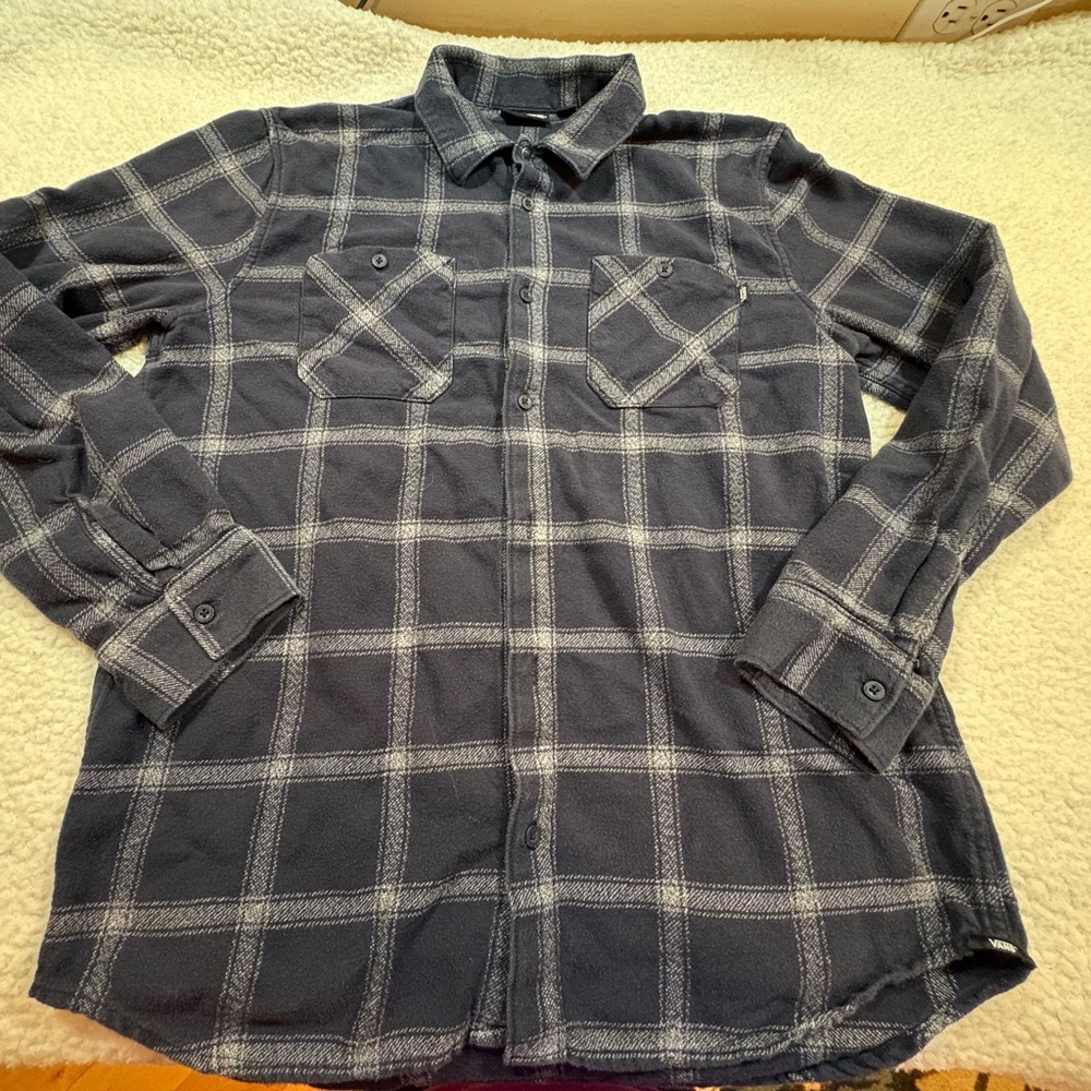 Vans Dark Navy Blue and gray Plaid Shirt | Size Medium